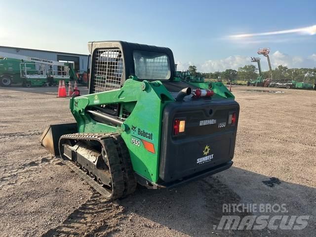Bobcat T550 滑移装载机