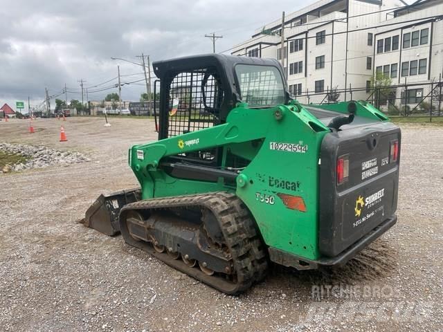 Bobcat T550 滑移装载机