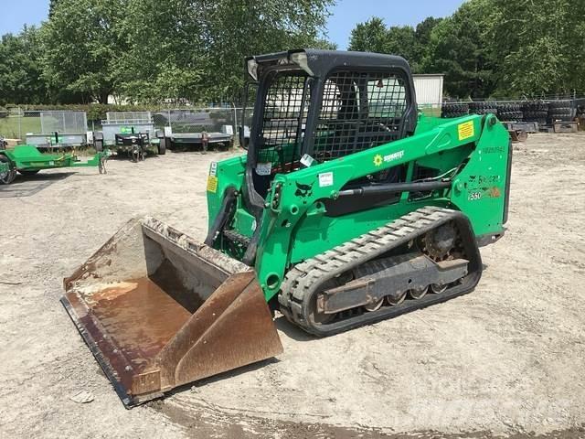 Bobcat T550 滑移装载机