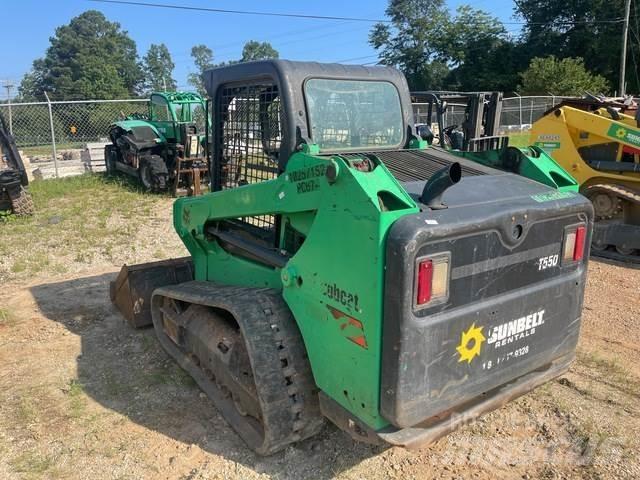 Bobcat T550 滑移装载机
