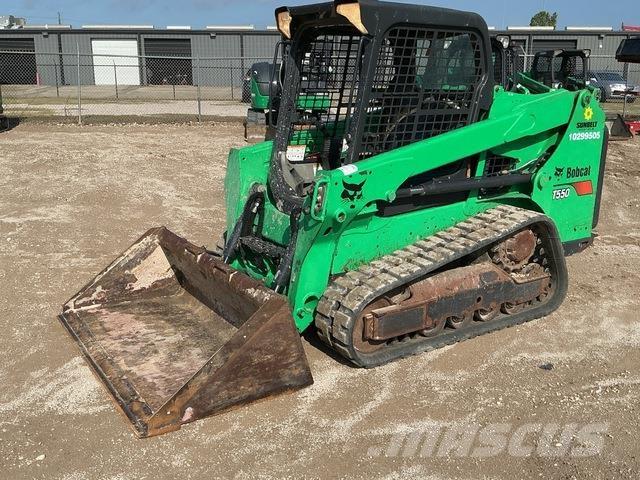 Bobcat T550 滑移装载机