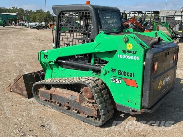 Bobcat T550 滑移装载机