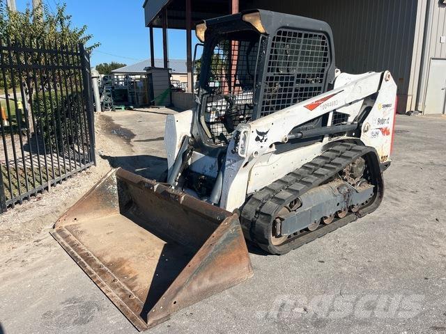 Bobcat T550 滑移装载机