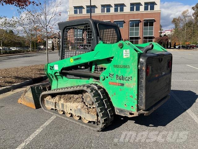Bobcat T550 滑移装载机