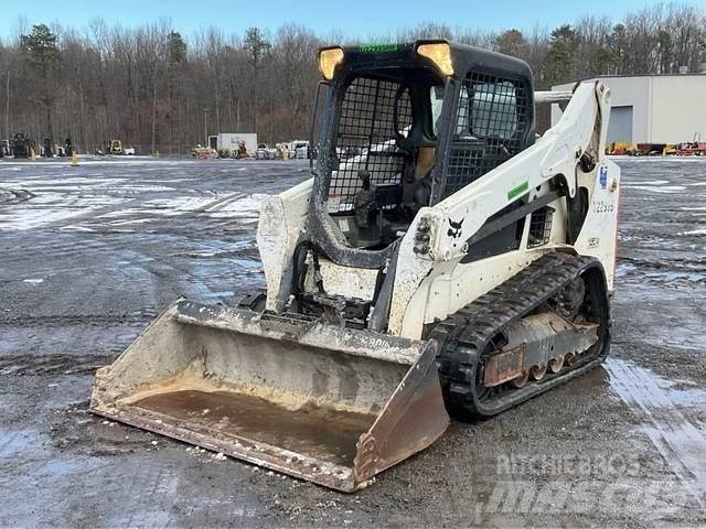 Bobcat T590 滑移装载机