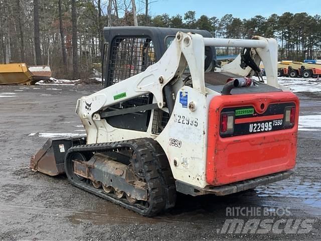 Bobcat T590 滑移装载机