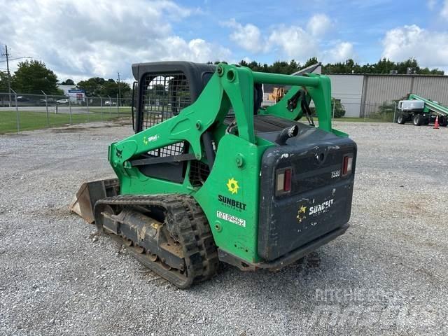 Bobcat T590 滑移装载机