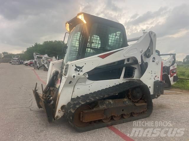 Bobcat T595 滑移装载机