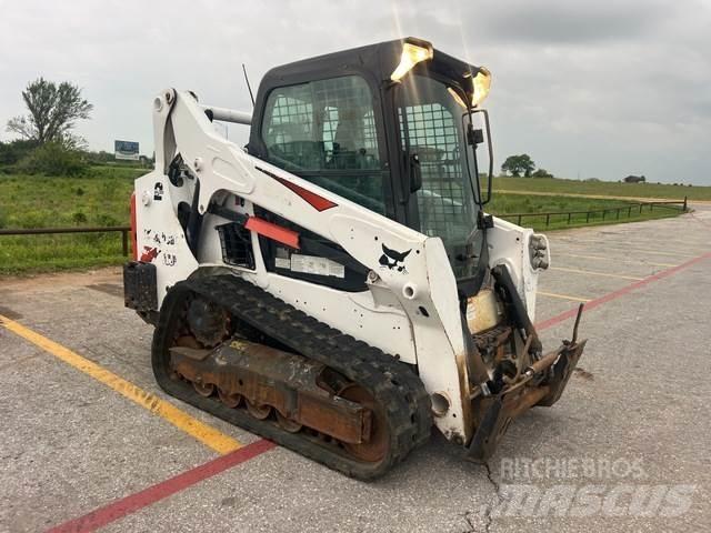 Bobcat T595 滑移装载机