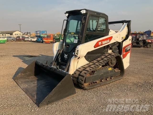Bobcat T64 滑移装载机