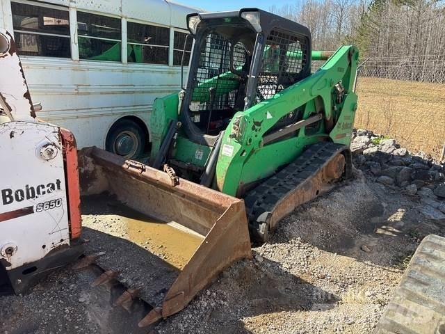 Bobcat T650 滑移装载机