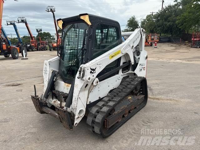 Bobcat T650 滑移装载机