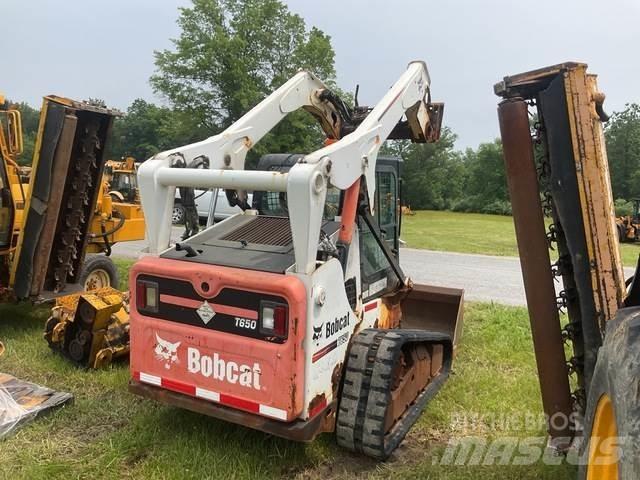 Bobcat T650 滑移装载机