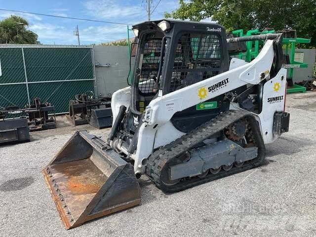 Bobcat T66 滑移装载机