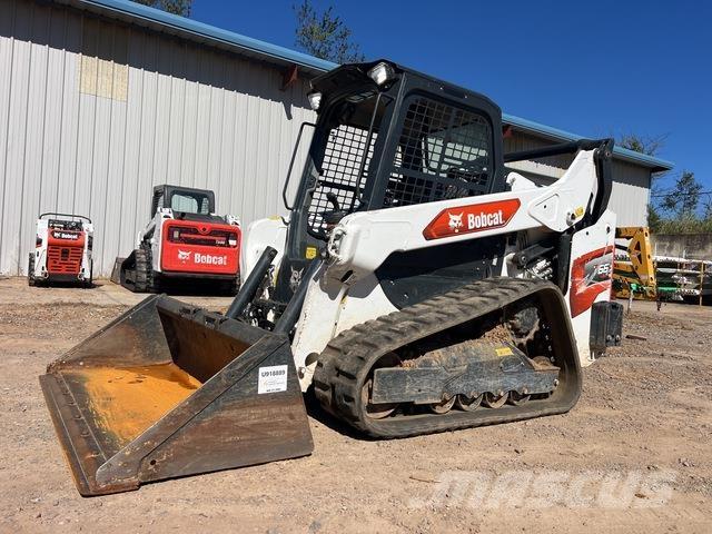 Bobcat T66 滑移装载机