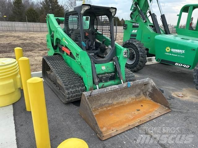Bobcat T740 滑移装载机