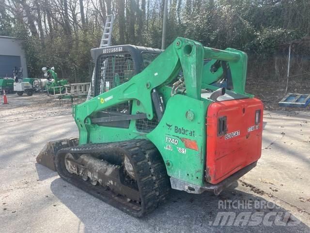 Bobcat T740 滑移装载机