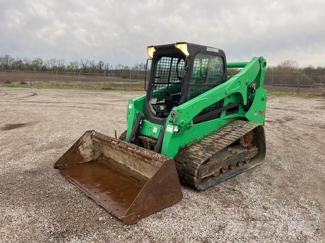Bobcat T740 滑移装载机