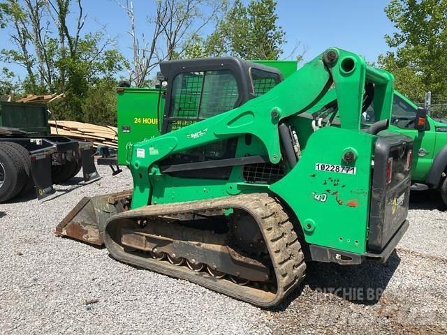 Bobcat T740 滑移装载机