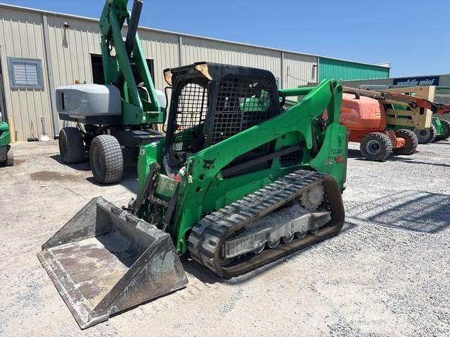 Bobcat T740 滑移装载机