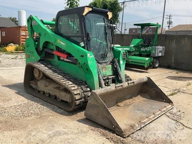 Bobcat T740 滑移装载机