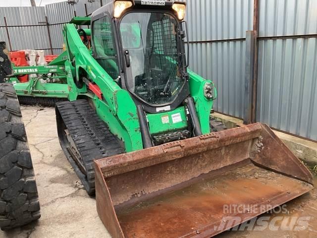Bobcat T740 滑移装载机