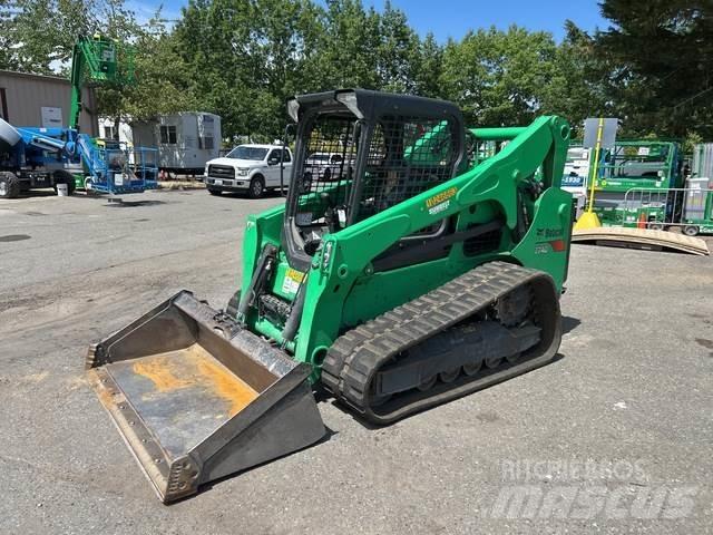 Bobcat T740 滑移装载机