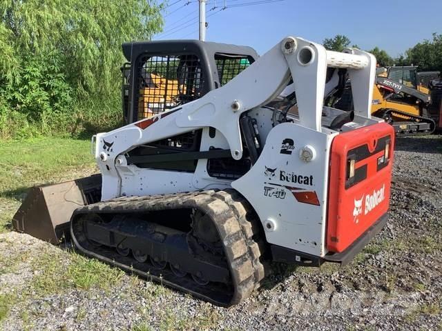 Bobcat T740 滑移装载机