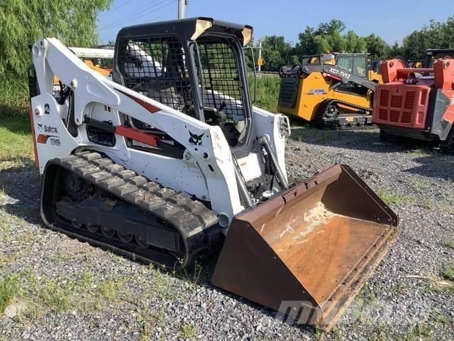 Bobcat T740 滑移装载机