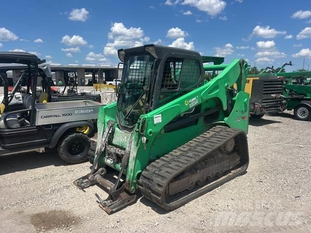 Bobcat T740 滑移装载机