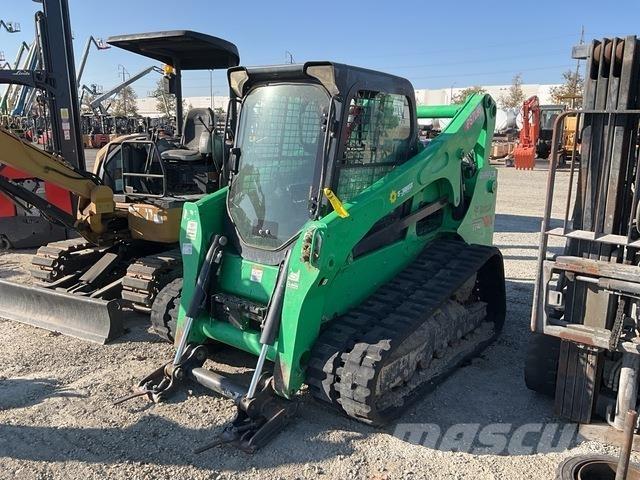 Bobcat T740 滑移装载机