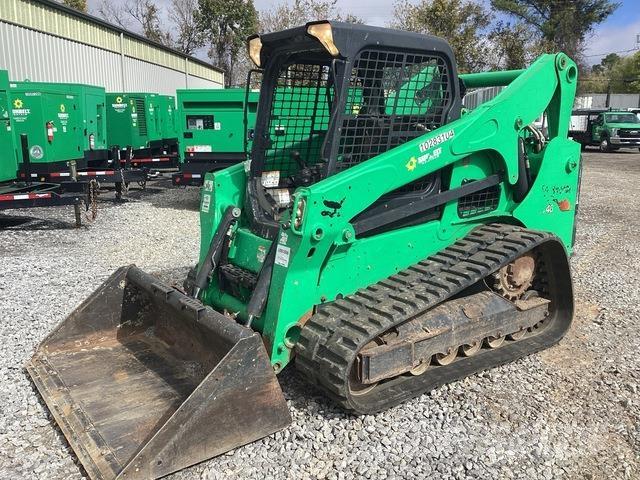Bobcat T740 滑移装载机