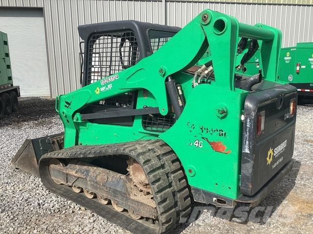 Bobcat T740 滑移装载机