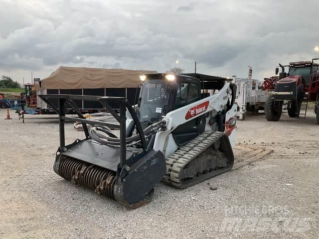Bobcat T86 滑移装载机