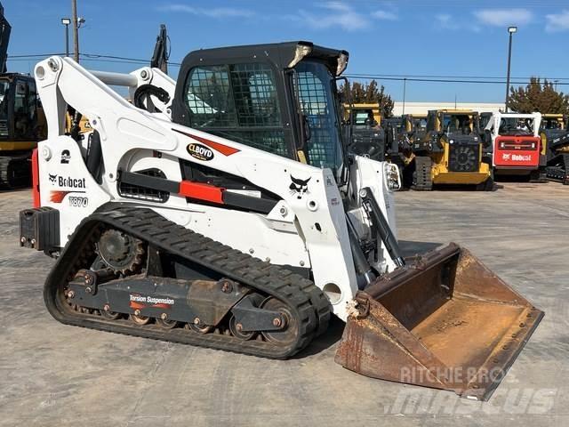 Bobcat T870 滑移装载机