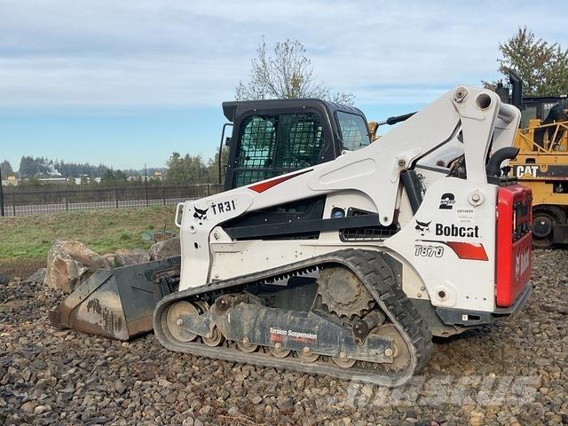 Bobcat T870 滑移装载机