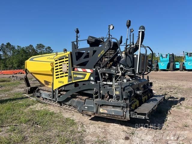 Bomag BF300C 沥青摊铺机