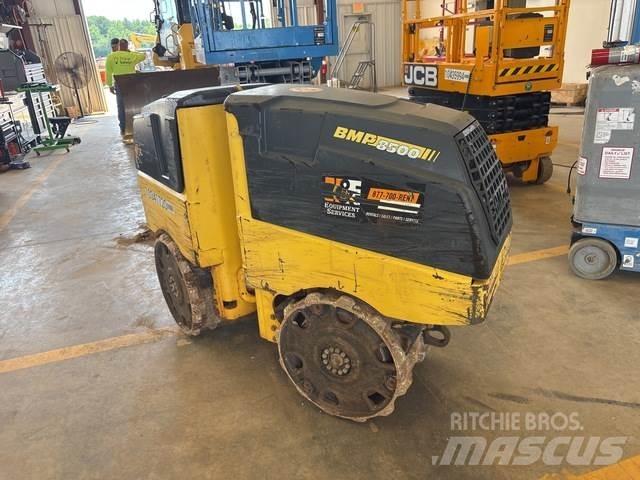Bomag BMP8500 土壤压实机