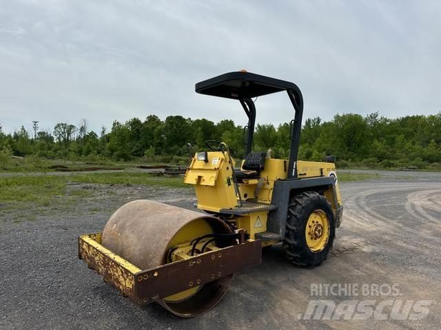 Bomag BW142D 单轮压路机