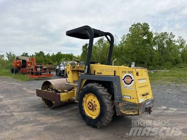 Bomag BW142D 单轮压路机