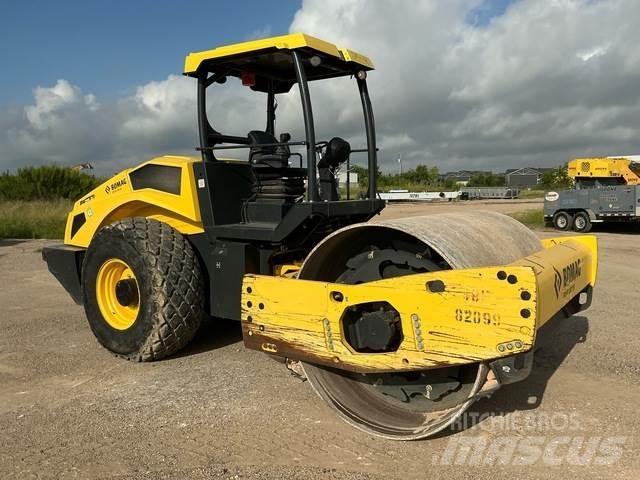 Bomag BW211D-5 单轮压路机