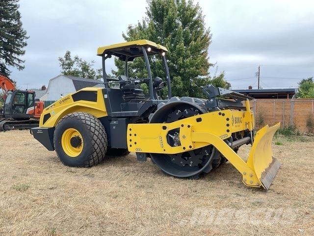 Bomag BW213DH 单轮压路机