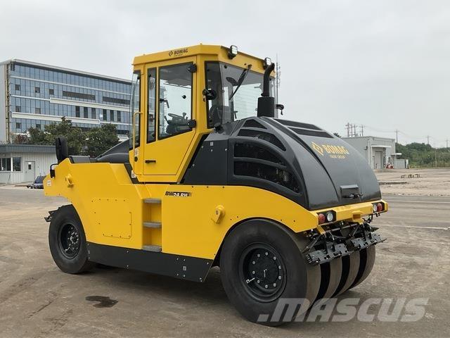 Bomag BW24RH 复合式压路机