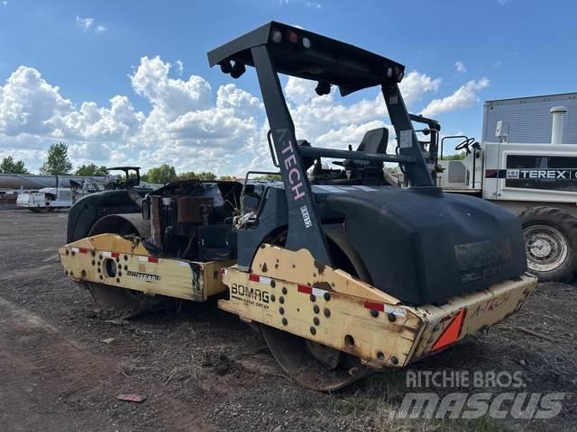 Bomag BW266AD 双轮压路机