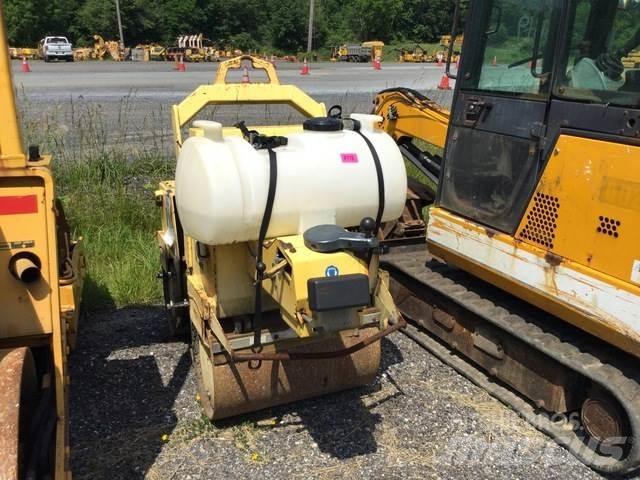 Bomag BW75AD-2 双轮压路机