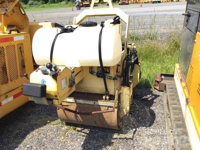 Bomag BW75AD-2 双轮压路机