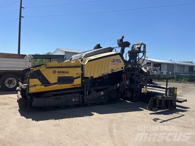 Bomag CR-1030T 沥青摊铺机