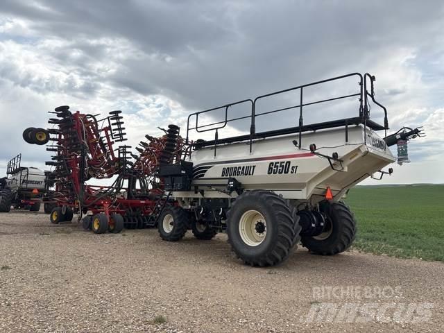 Bourgault 5810 条播机