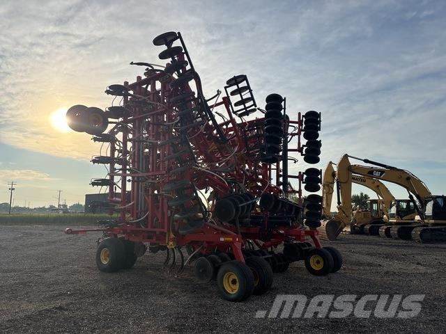 Bourgault 5810 条播机