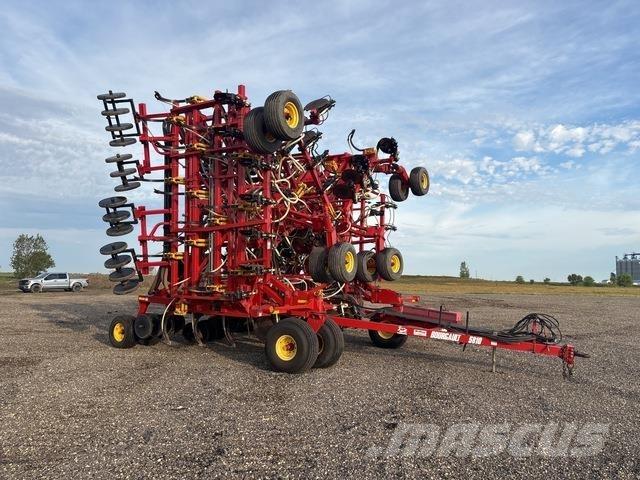 Bourgault 5810 条播机